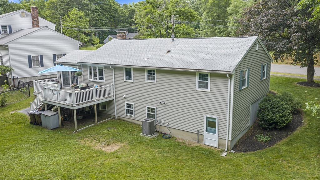 33 Farnham Road Rowley, MA 01969 - Photo 17 of 36