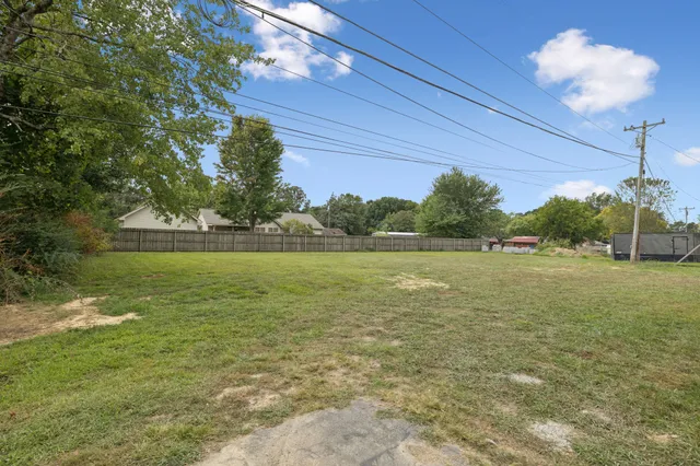 $289,900 | 404 West 4th Avenue, Hohenwald, TN 38462