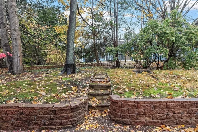 $795,000 | 2 Tomah Drive, Peabody, MA 01960