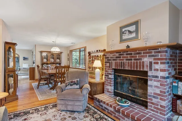 $795,000 | 2 Tomah Drive, Peabody, MA 01960