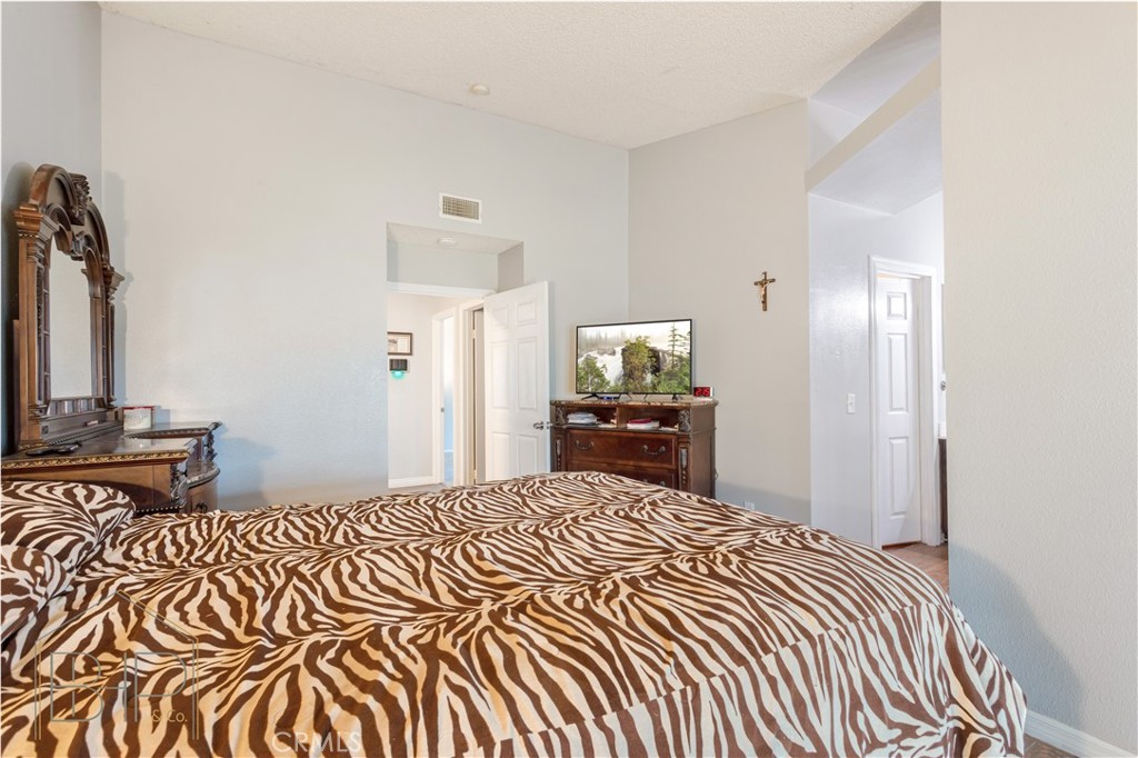 21015 Norman Road Nuevo, CA 92567 - Photo 20 of 43