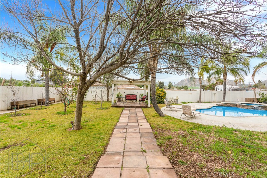 21015 Norman Road Nuevo, CA 92567 - Photo 28 of 43