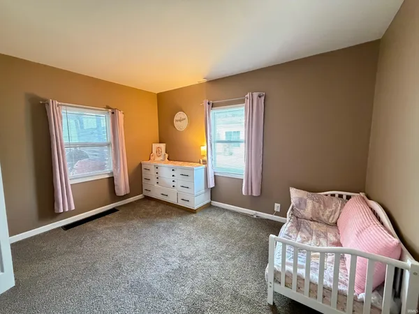 $154,000 | 504 Indiana Avenue, Veedersburg, IN 47987