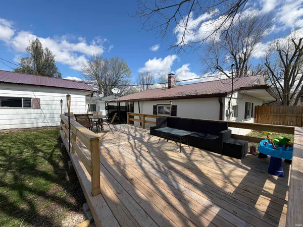 $154,000 | 504 Indiana Avenue, Veedersburg, IN 47987