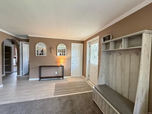 $154,000 | 504 Indiana Avenue, Veedersburg, IN 47987