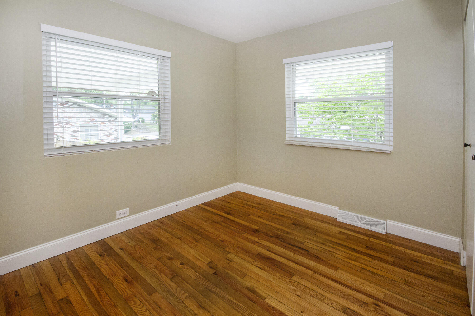 113 Tilden Road Oak Ridge, TN 37830 - Photo 28 of 36 IMG_0118