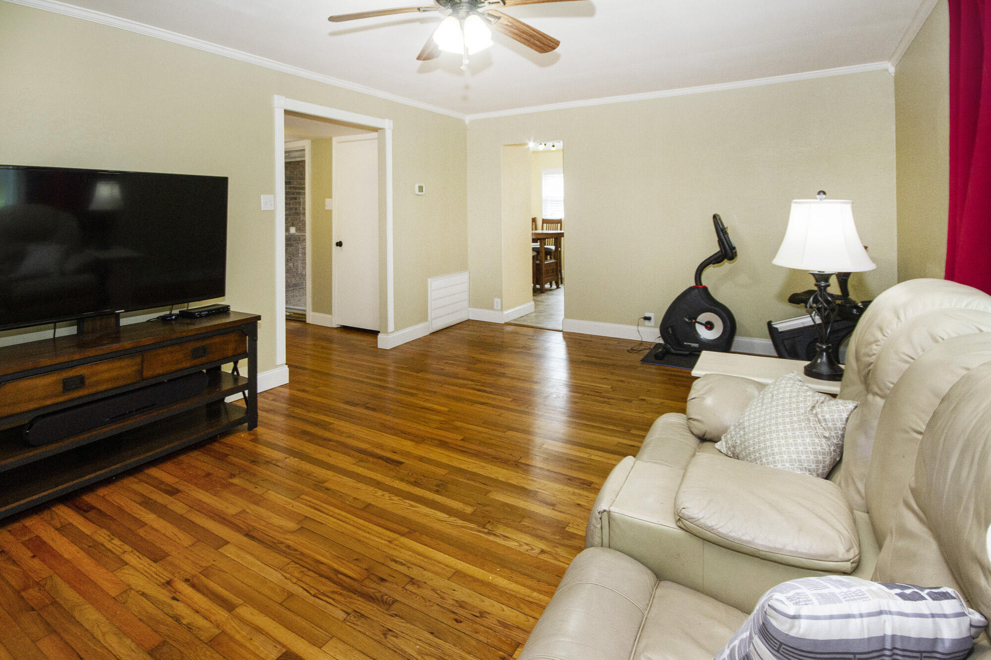 113 Tilden Road Oak Ridge, TN 37830 - Photo 36 of 36 Living room with dining area