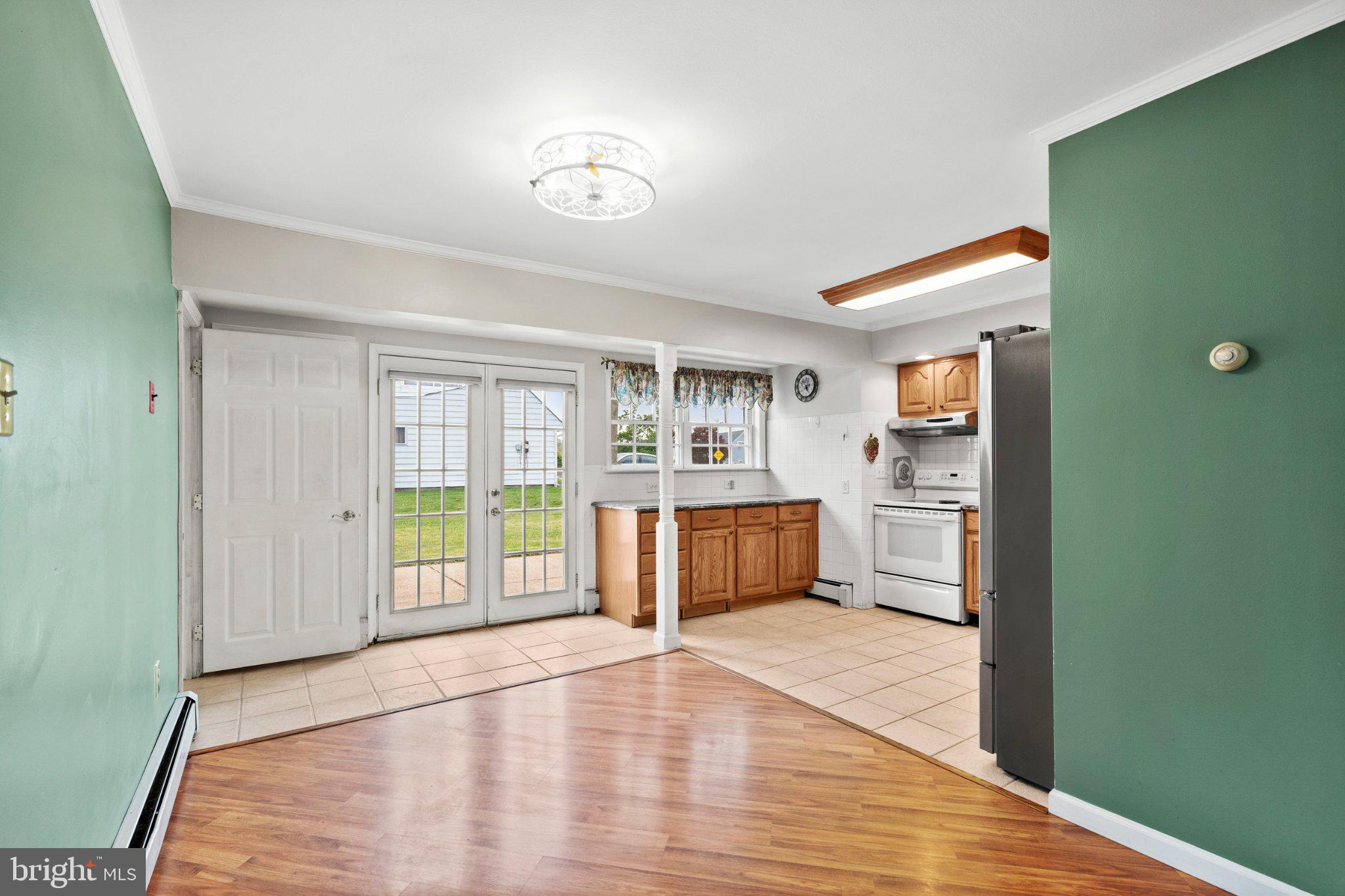 60 Upland Road Levittown, PA 19056 - Photo 9 of 34