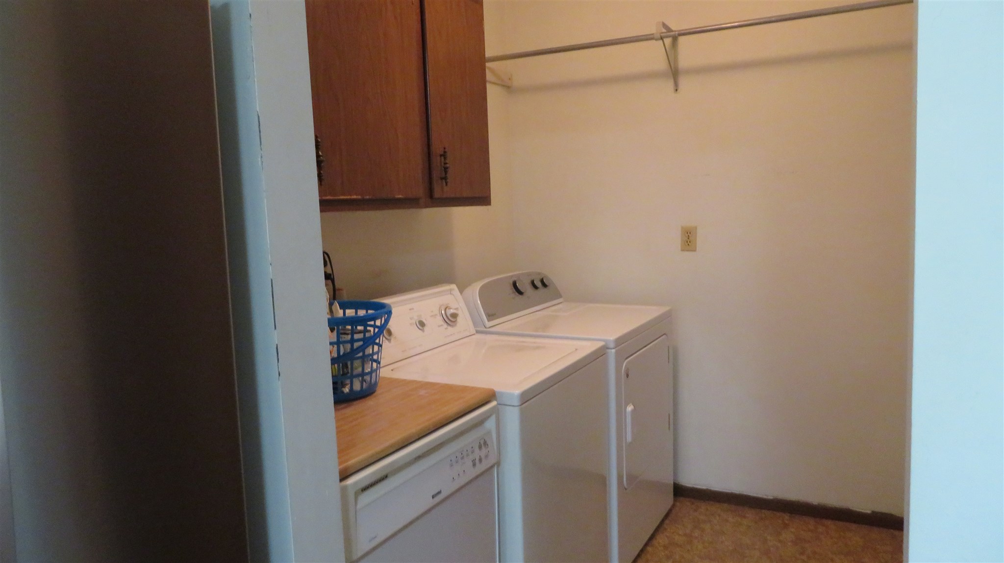10912 Yoder Road Roanoke, IN 46783 - Photo 8 of 10