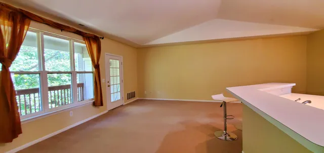 $1,900 | 1354 Fox Pointe Circle, Ann Arbor, MI 48108