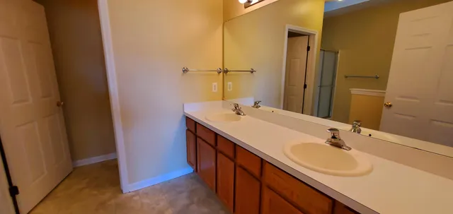 $1,900 | 1354 Fox Pointe Circle, Ann Arbor, MI 48108