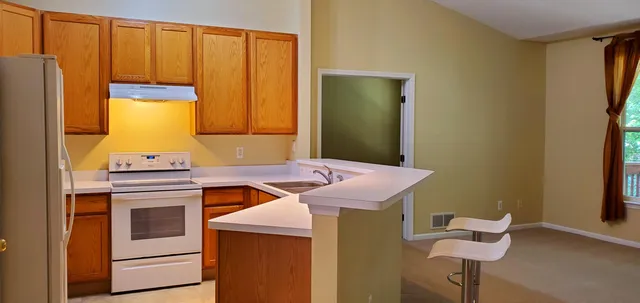 $1,900 | 1354 Fox Pointe Circle, Ann Arbor, MI 48108