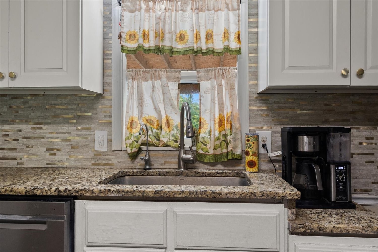 2354 Wayne Road Bon Aqua, TN 37025 - Photo 20 of 50