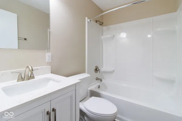 $1,325 | 1716 Drexel Drive, Anderson, IN 46011