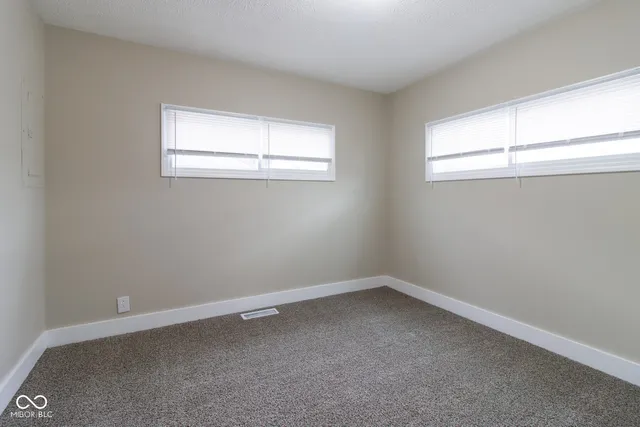 $1,395 | 1716 Drexel Drive, Anderson, IN 46011