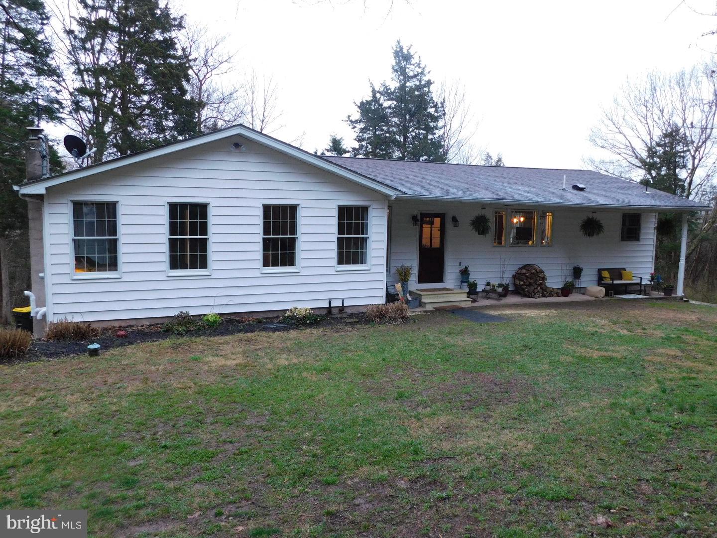 473 Headquarters Road Erwinna, PA 18920 - Photo 3 of 27