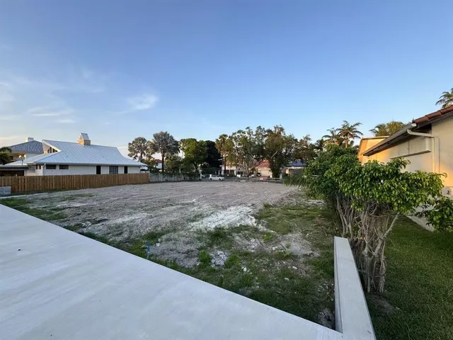 $4,490,000 | 455 Bontona Avenue, Fort Lauderdale, FL 33301