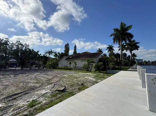 $4,490,000 | 455 Bontona Avenue, Fort Lauderdale, FL 33301