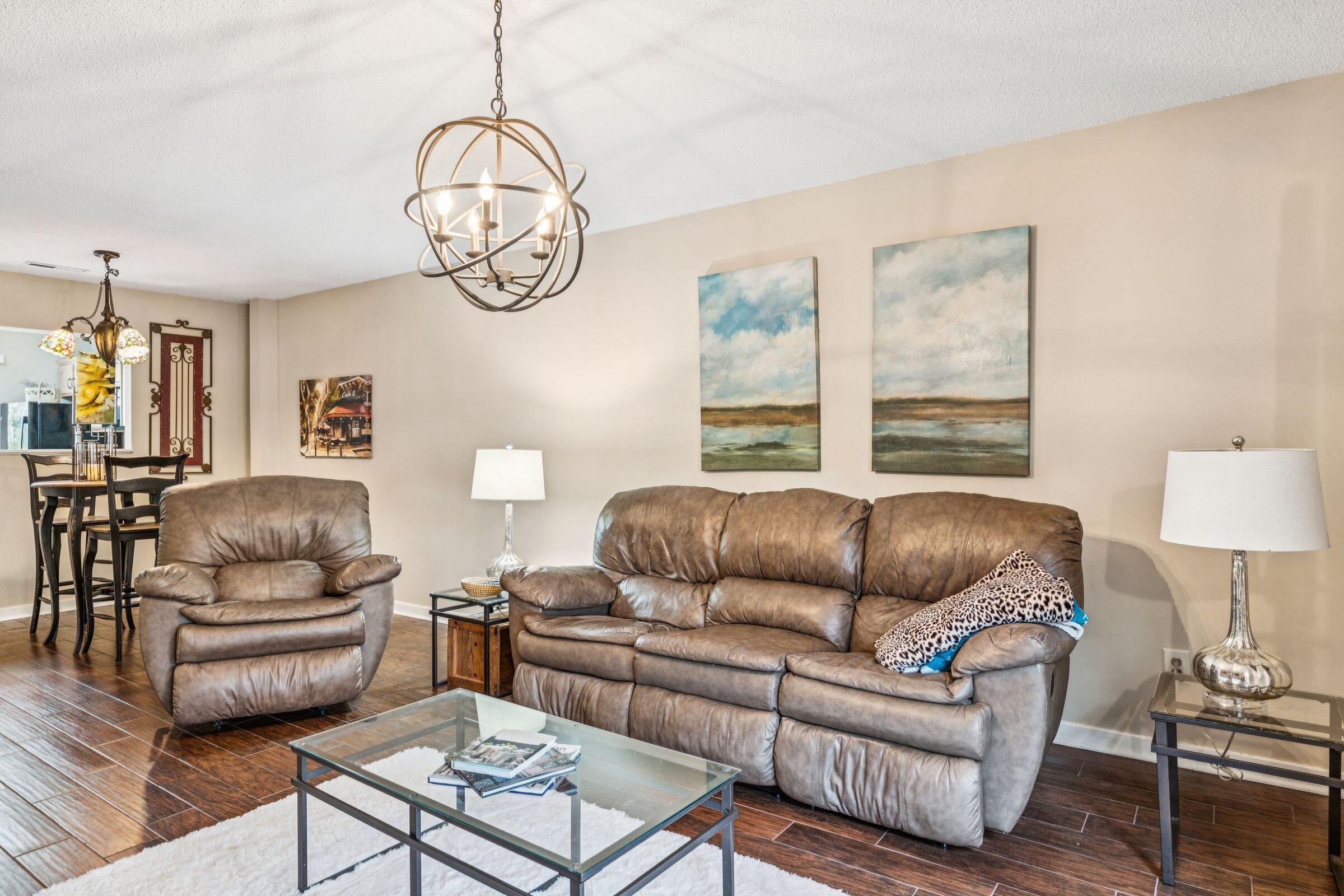 337 Spoonbill Lane Mount Pleasant, SC 29464 - Photo 12 of 41 Living Room