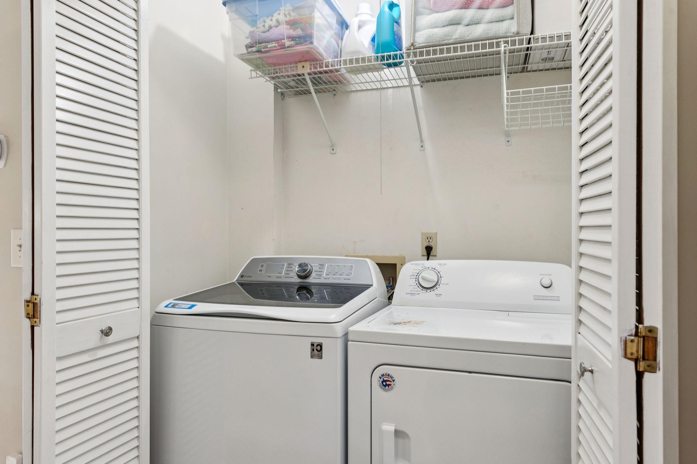 337 Spoonbill Lane Mount Pleasant, SC 29464 - Photo 27 of 41 Laundry Room