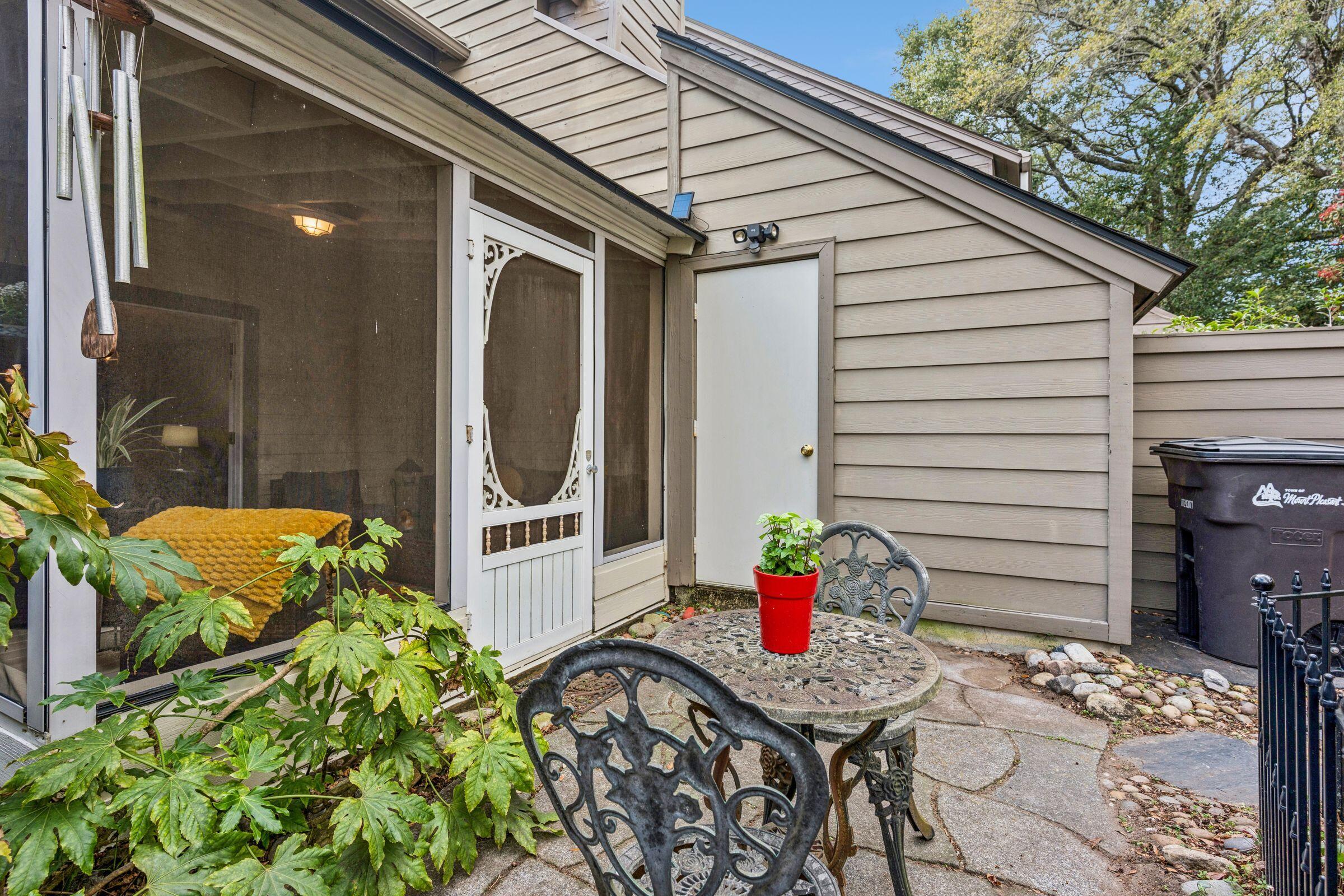 337 Spoonbill Lane Mount Pleasant, SC 29464 - Photo 28 of 41 Back Patio