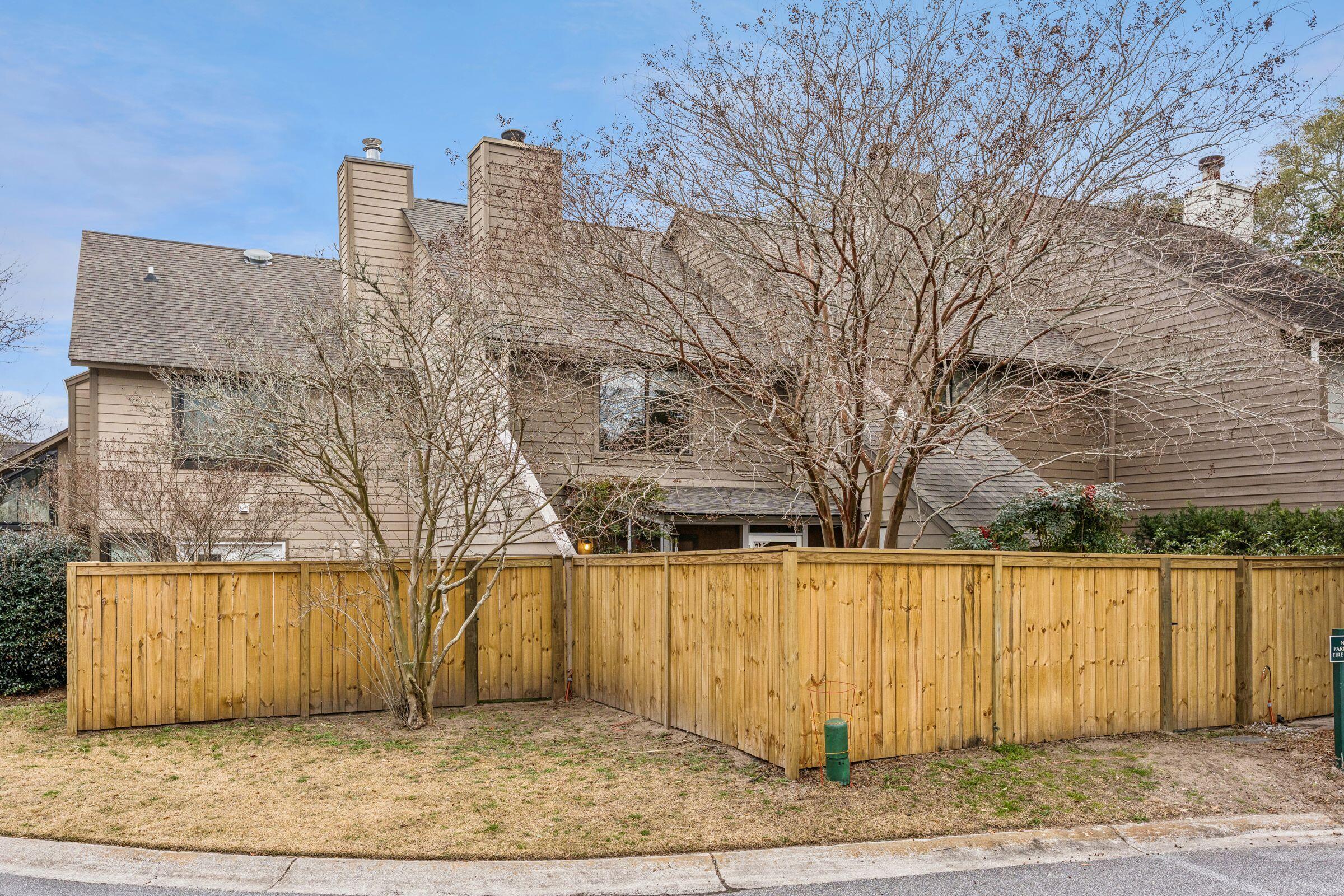 337 Spoonbill Lane Mount Pleasant, SC 29464 - Photo 30 of 41 Back Exterior