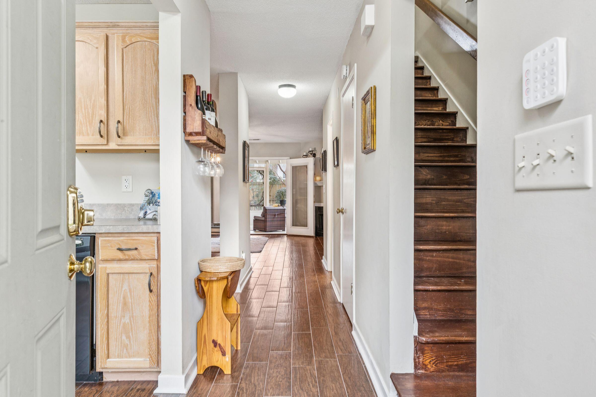 337 Spoonbill Lane Mount Pleasant, SC 29464 - Photo 3 of 41 Entrance