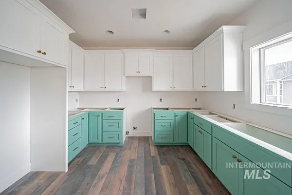 $595,000 | 1631 Palm Spgs Drive, Idaho Falls, ID 83404