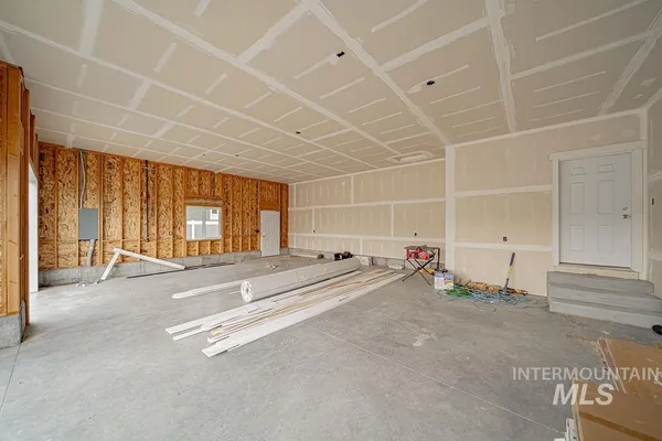 $595,000 | 1631 Palm Spgs Drive, Idaho Falls, ID 83404