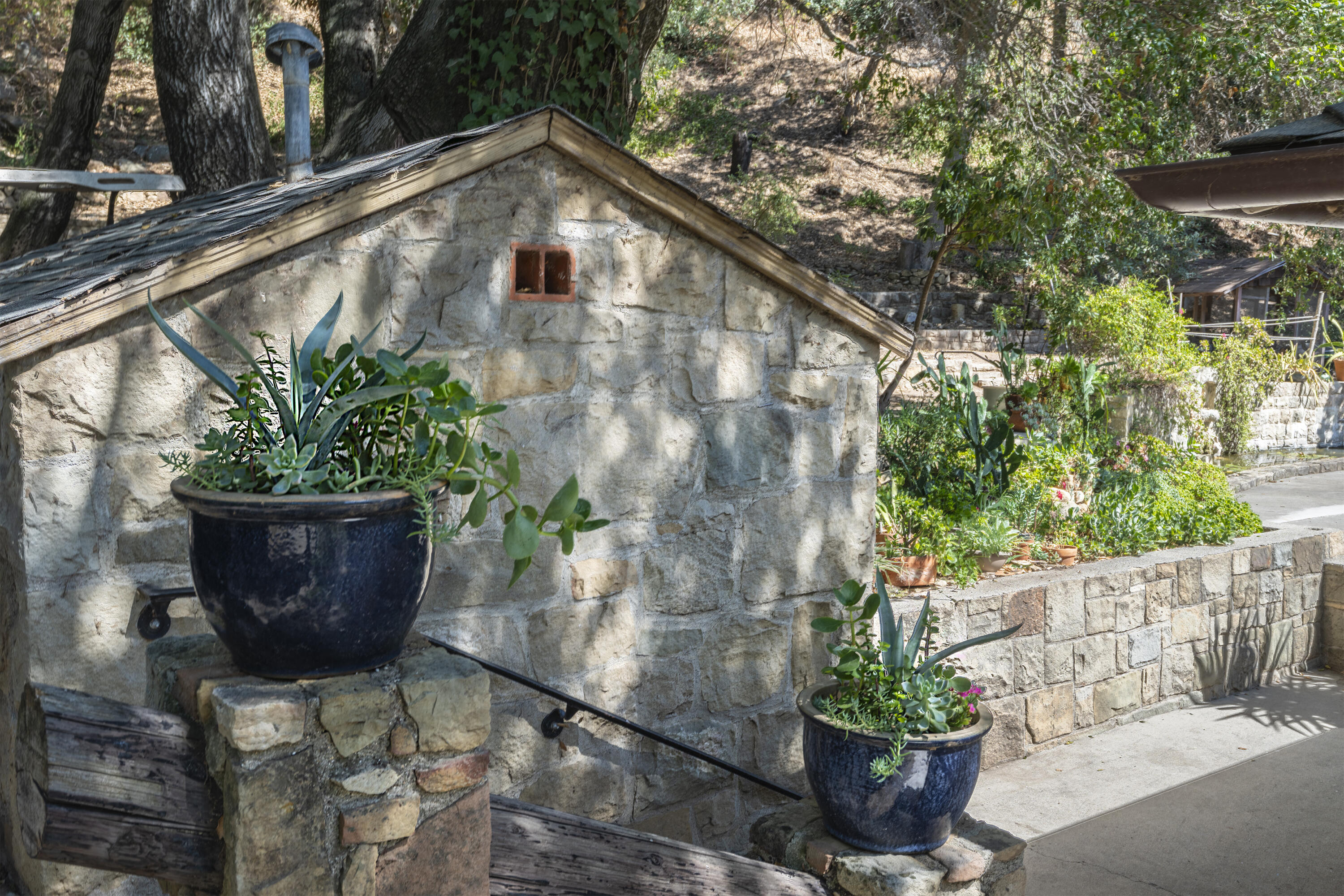 12615 Koenigstein Road Santa Paula, CA 93060 - Photo 37 of 40