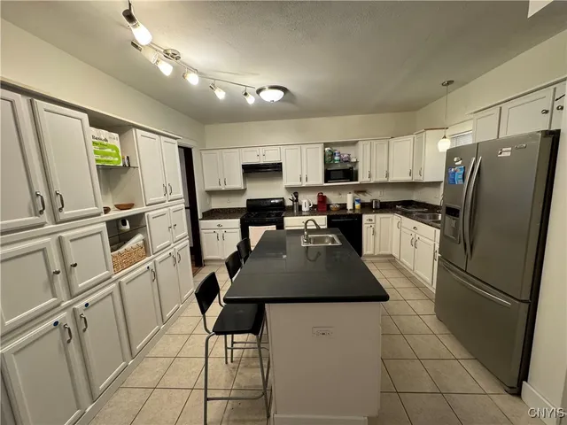 $3,350 | 1036 Lancaster Avenue, Syracuse, NY 13210