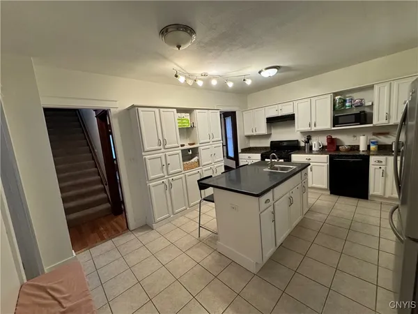 $3,350 | 1036 Lancaster Avenue, Syracuse, NY 13210