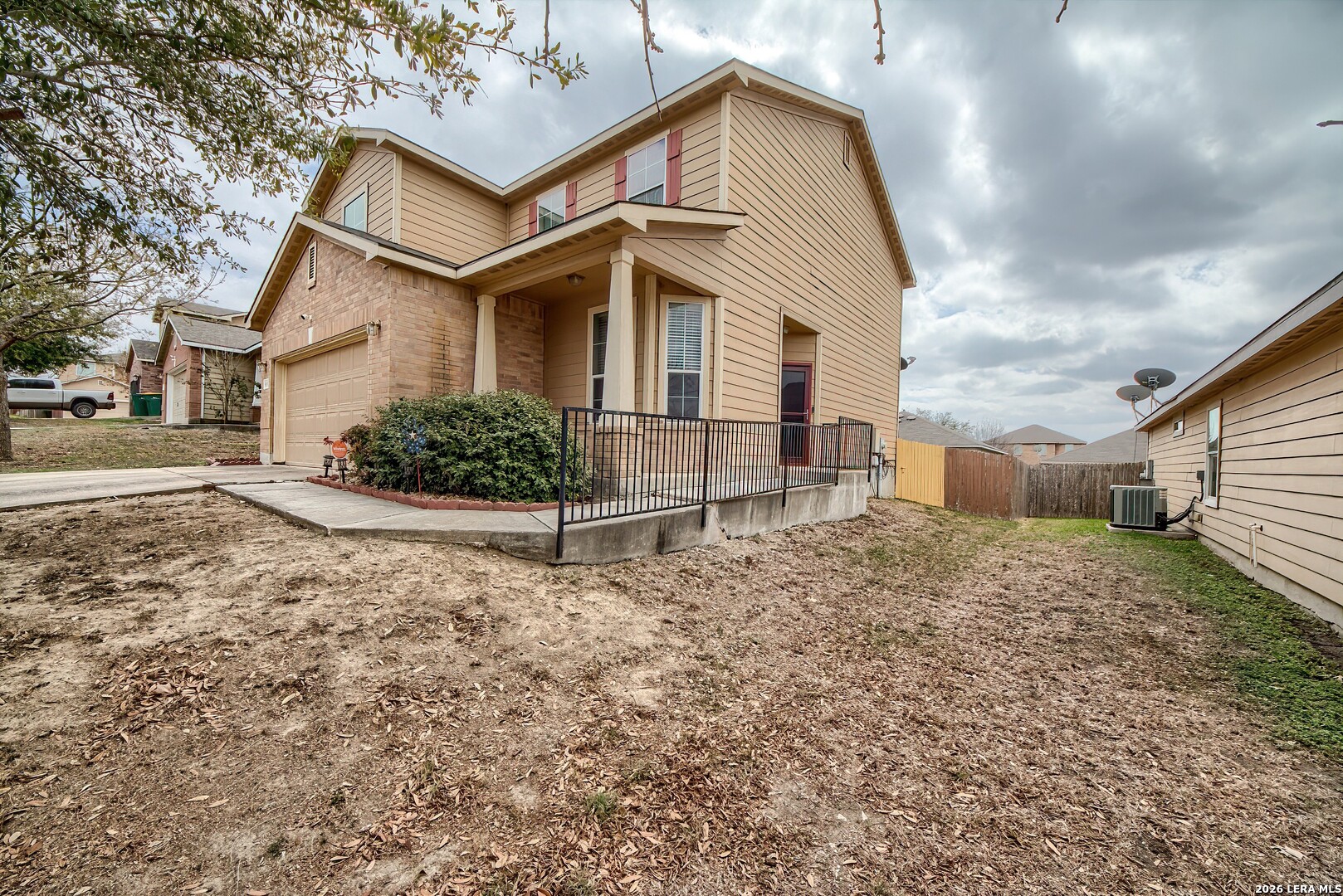 9630 Copper Converse, TX 78109 - Photo 2 of 33