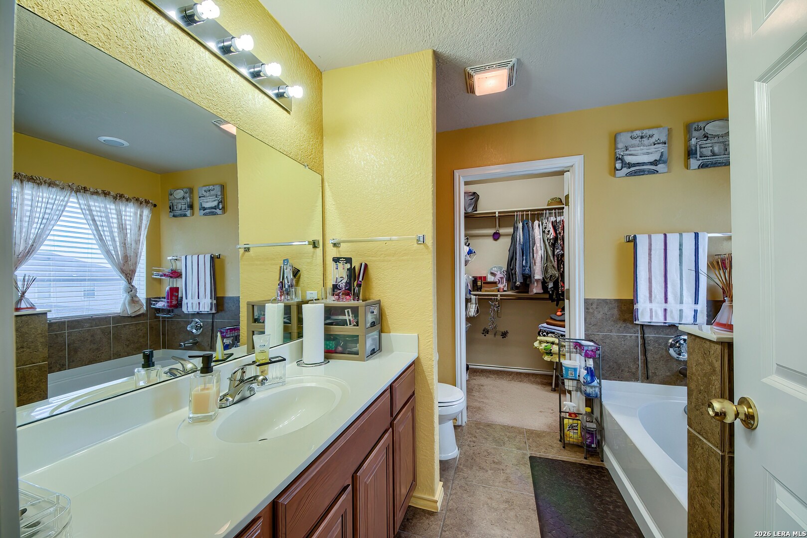 9630 Copper Converse, TX 78109 - Photo 23 of 33