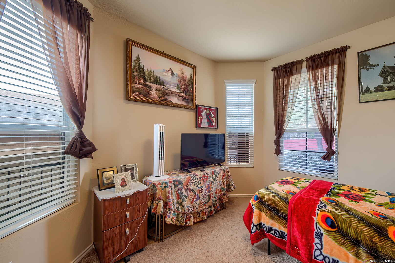 9630 Copper Converse, TX 78109 - Photo 8 of 33