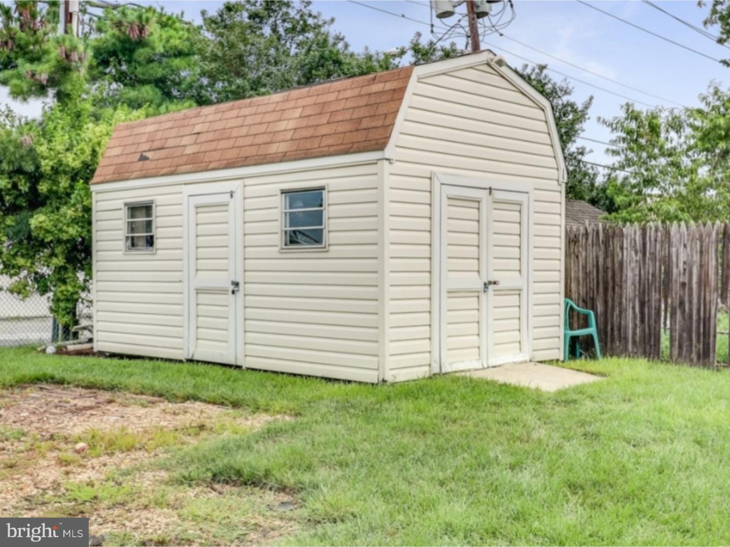 698 Manfield Road Newark, DE 19713 - Photo 16 of 16 Storage Shed