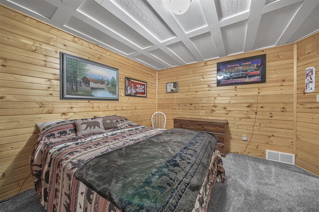 2860 East 48 1/2 Road Cadillac, MI 49601 - Photo 44 of 66