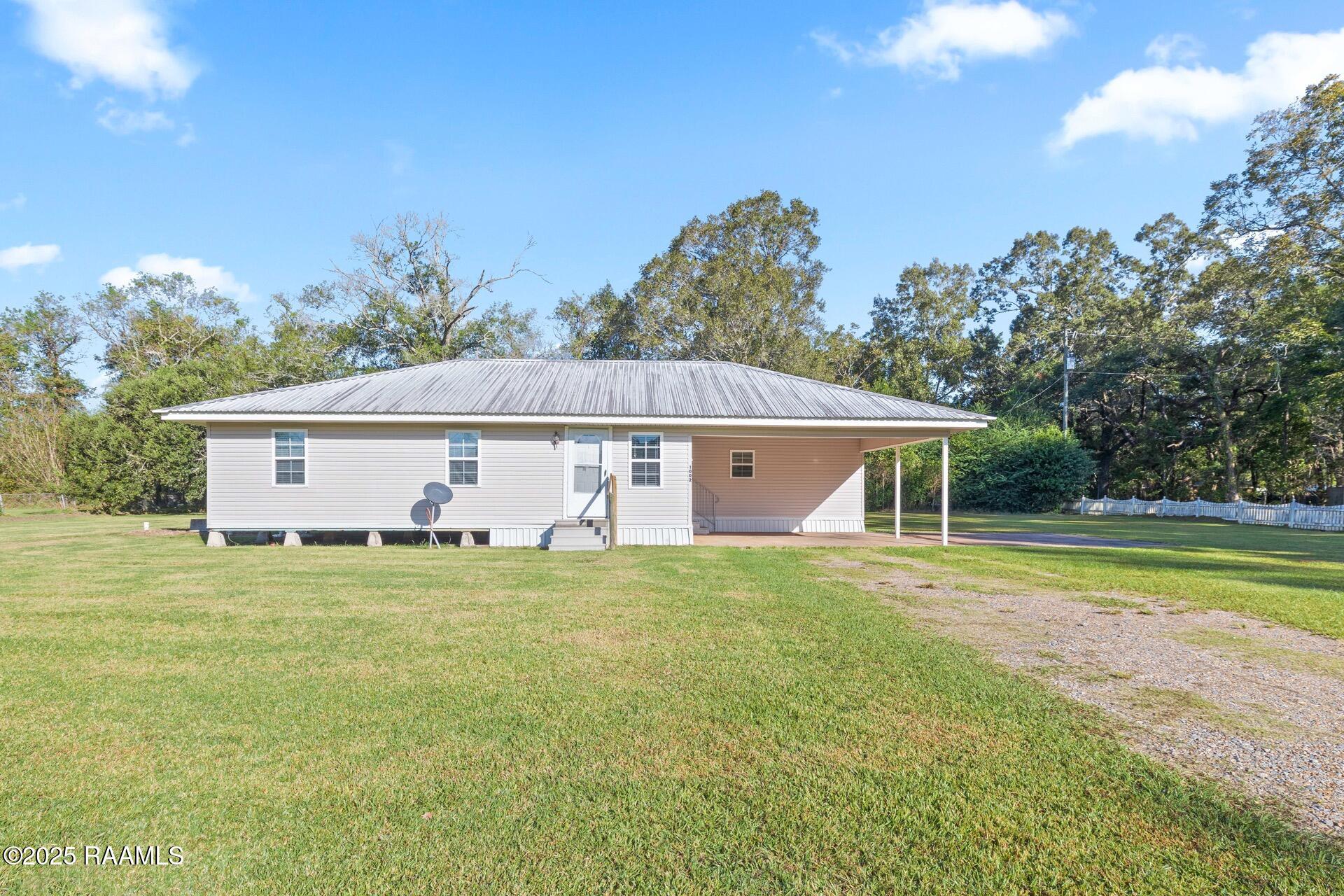 1002 Alexander Road St. Martinville, LA 70582 - Photo 1 of 17 front of home