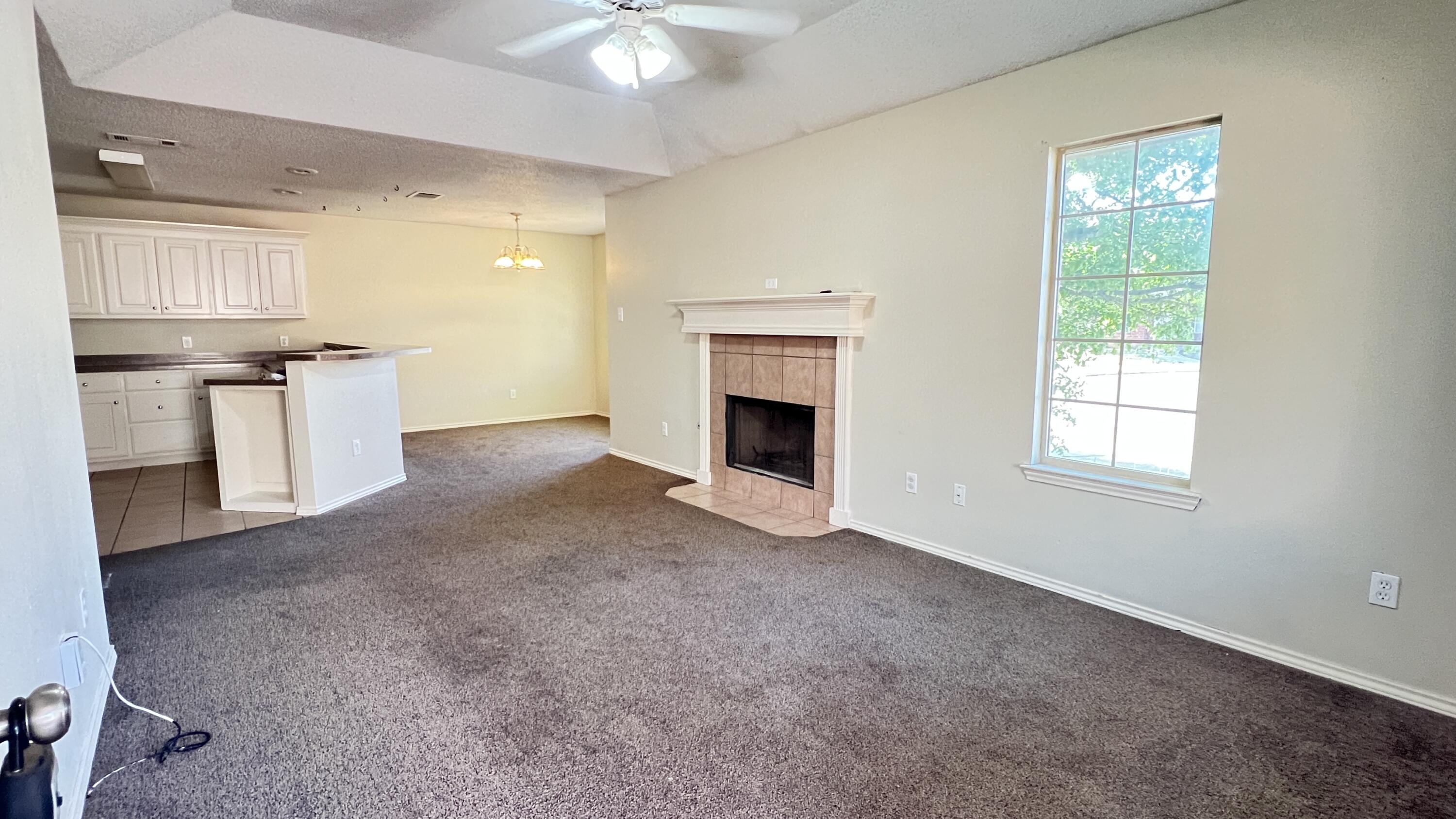 3102 110th Street, Unit B Lubbock, TX 79423 - Photo 2 of 9 IMG_4026