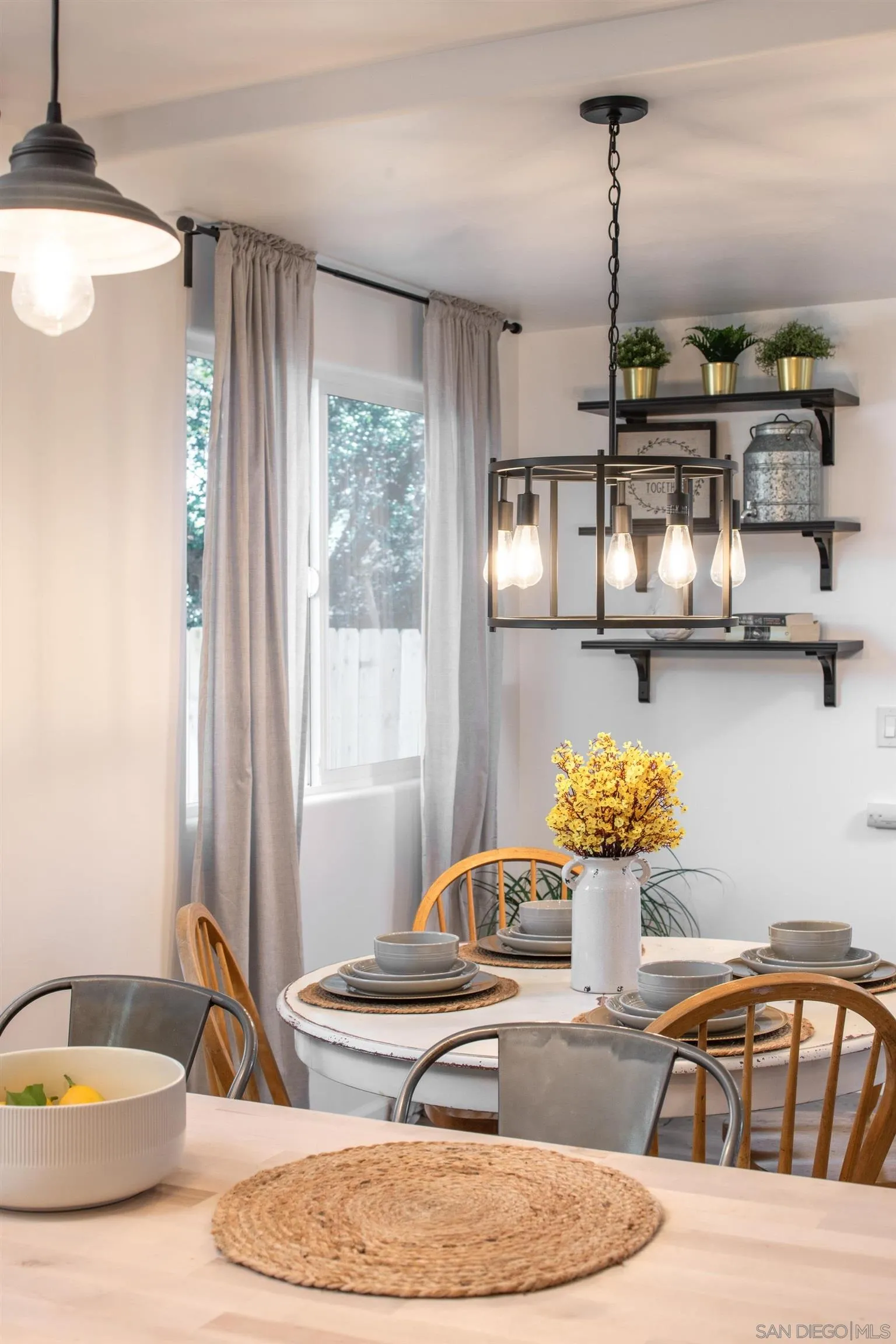 80 Willowside Terrace Alpine, CA 91901 - Photo 33 of 41 a living room with a couch