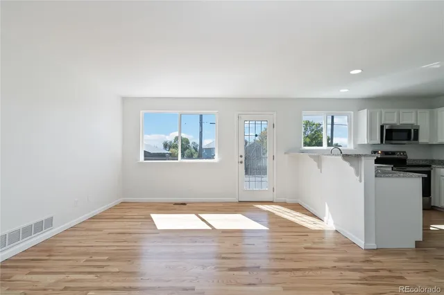 $500,000 | 864 West 96th Place, Thornton, CO 80260