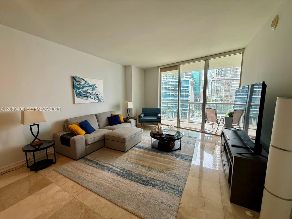 475 Brickell Avenue, Unit 1012 Miami, FL 33131 - Photo 5 of 34