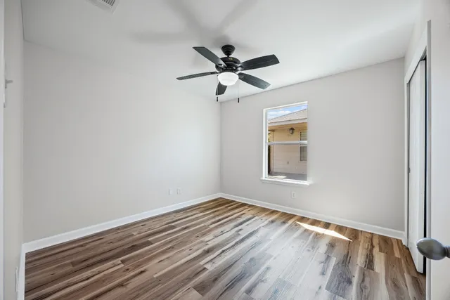 $289,900 | 129 Lynn Crest Bend, Buda, TX 78610