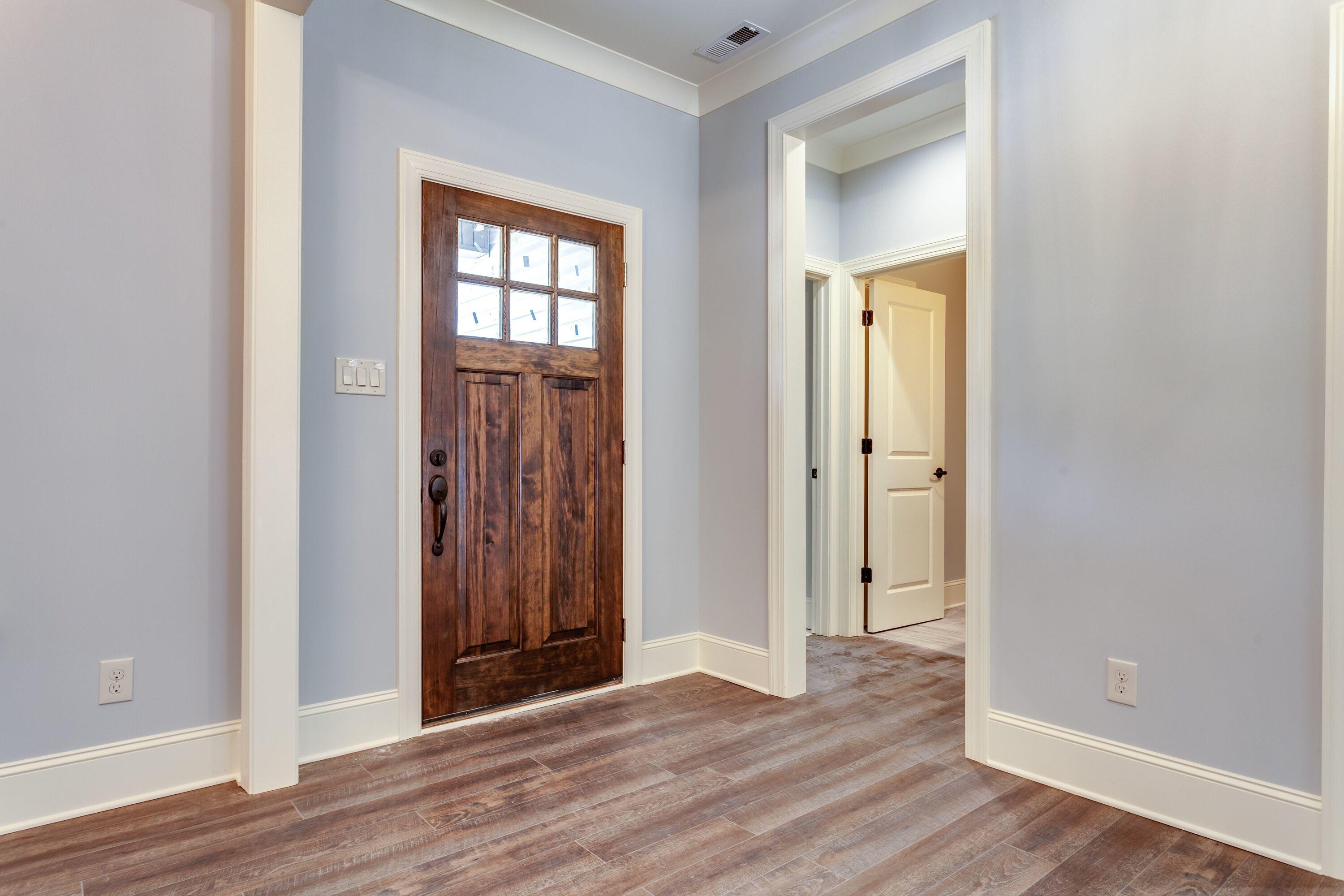 123 Inagehi Way Loudon, TN 37774 - Photo 4 of 29 FRONT ENTRY