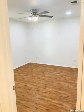 $1,550 | 271 Willow Avenue, Unit B, New Braunfels, TX 78130