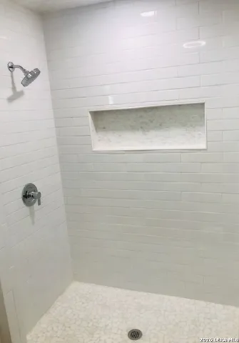 $1,550 | 271 Willow Avenue, Unit B, New Braunfels, TX 78130