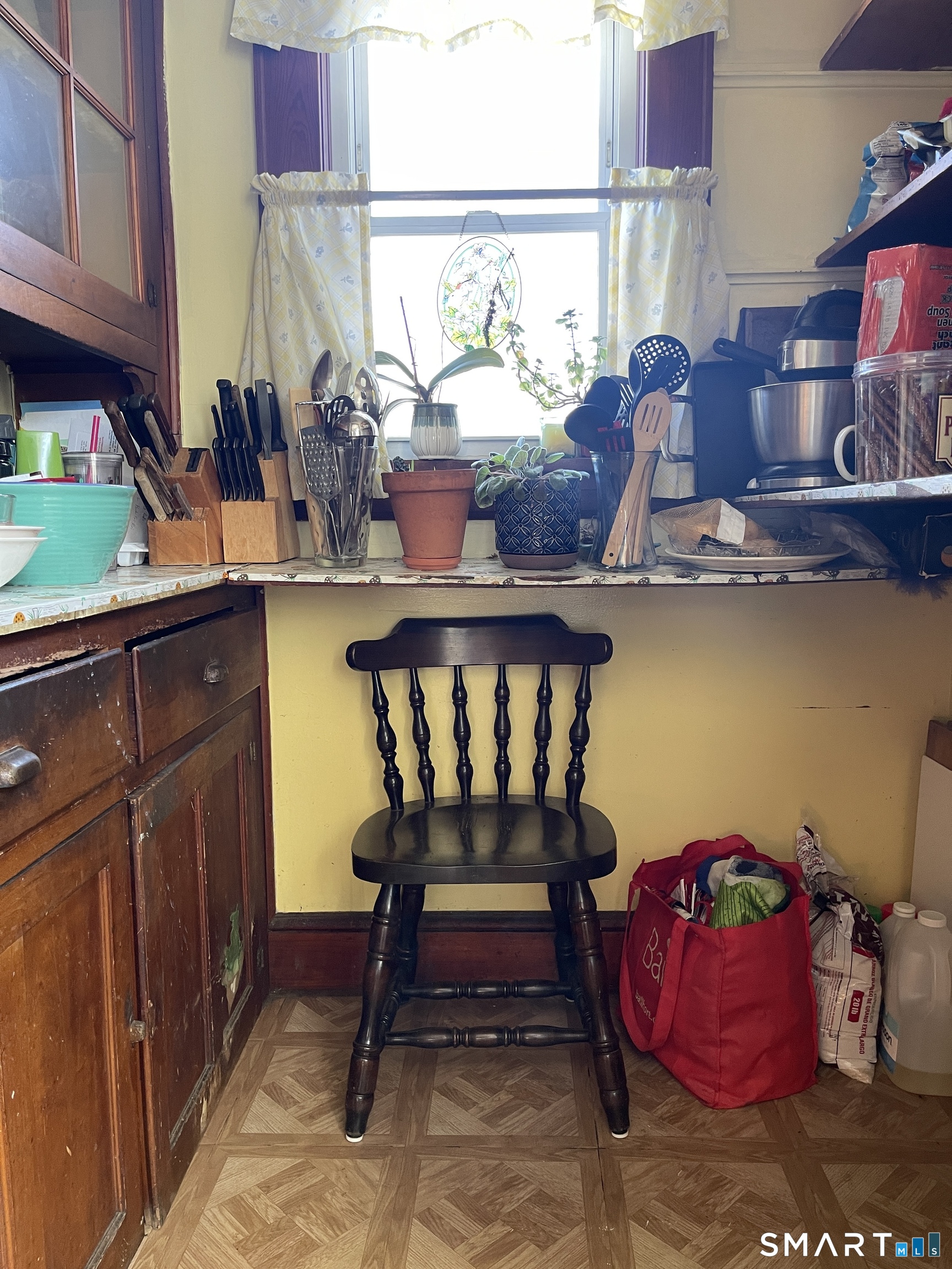 1924 Stratfield Road Fairfield, CT 06825 - Photo 11 of 25