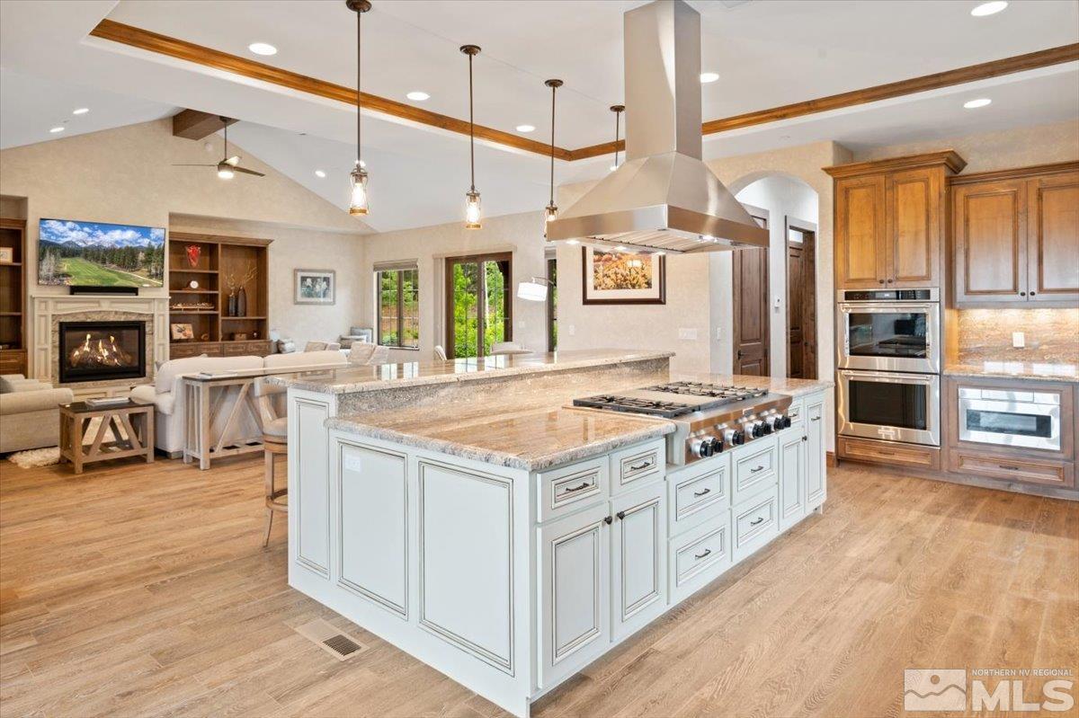 5775 Nordend Way Reno, NV 89511 - Photo 8 of 39 Photo 8