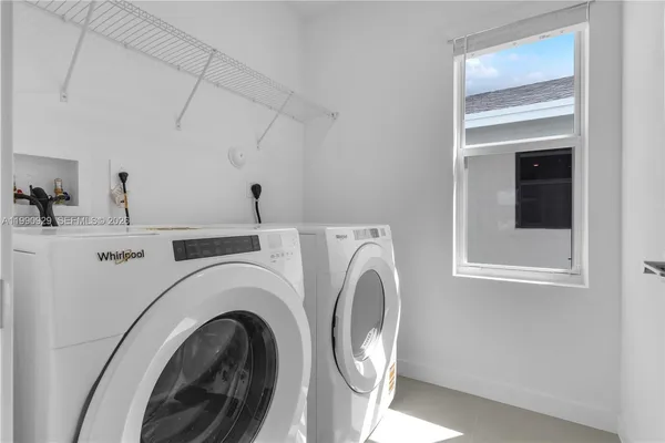 $3,800 | 615 Northeast 1st Avenue, Florida City, FL 33034