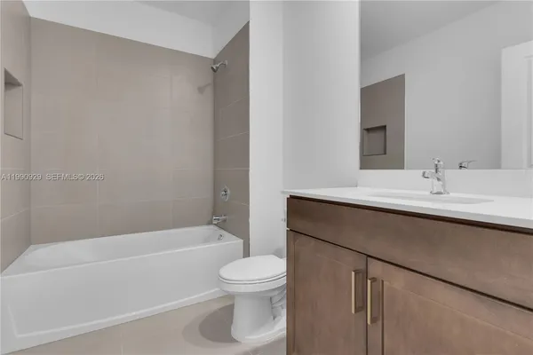 $3,800 | 615 Northeast 1st Avenue, Florida City, FL 33034